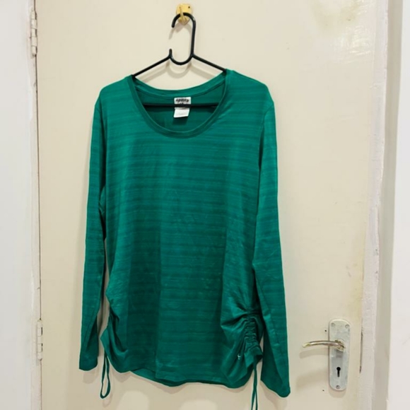 Green tee shirt